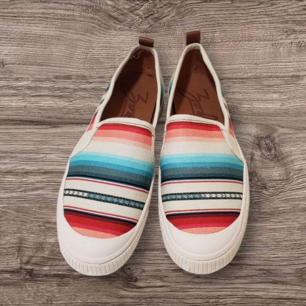 Zodiac Women Slip On Sneaker Serape Striped Canvas Platform Shoes Multi Color 8